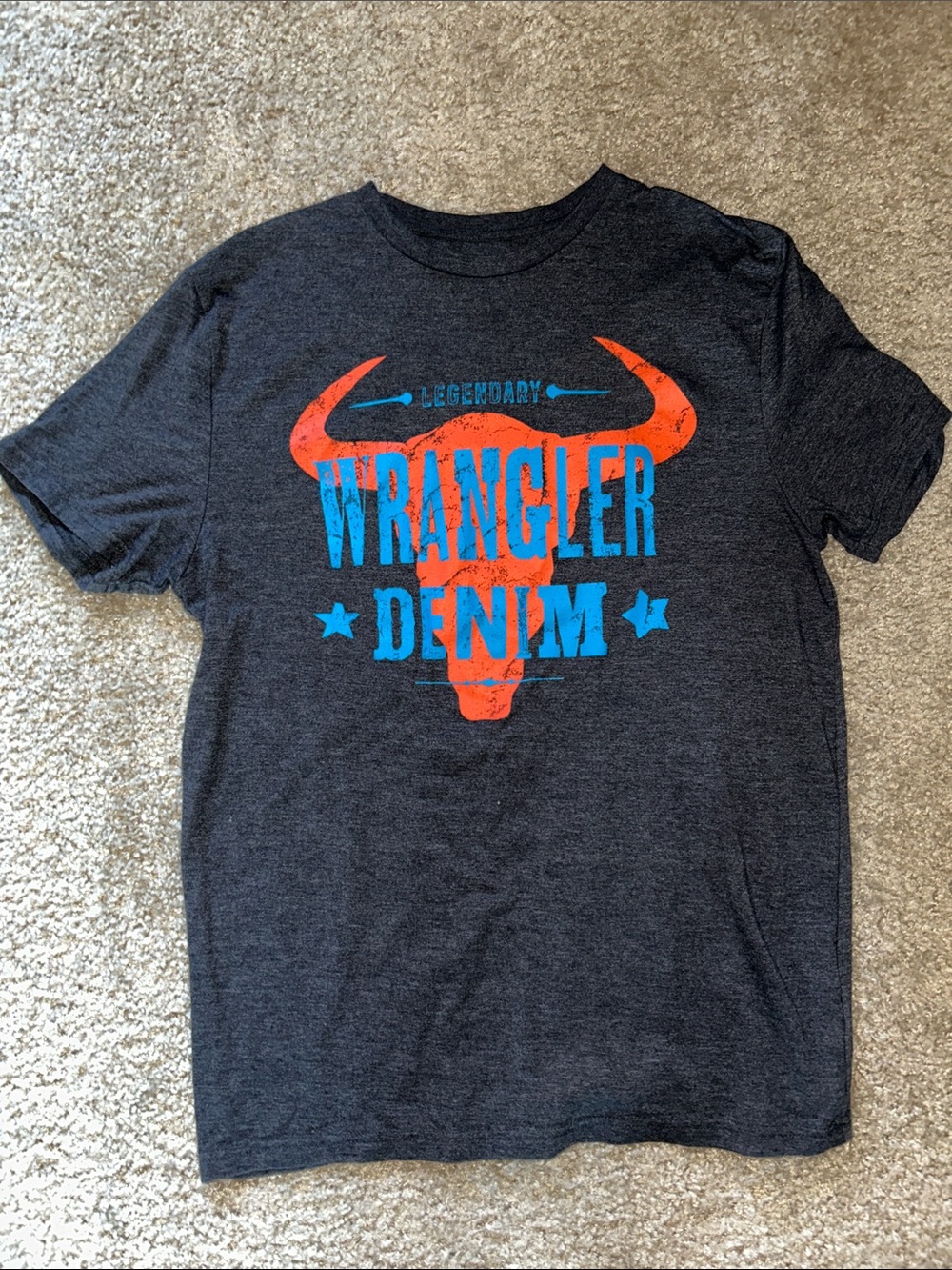 Wrangler Short Sleeve Graphic Tee in Charcoal with Blue & Orange Logo- UNISEX